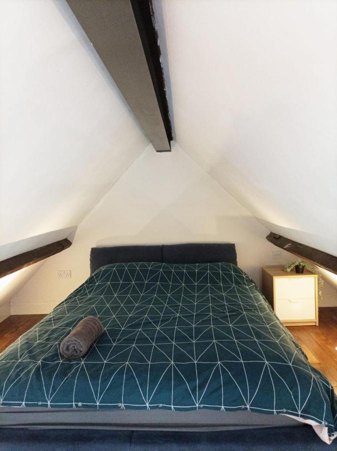 Mezzanine Style Studio Apartment 8 Лондон Экстерьер фото